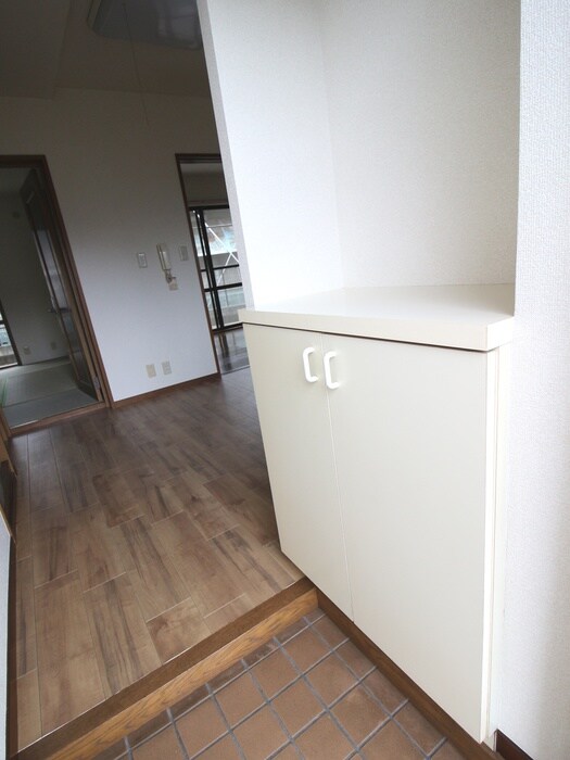 物件内観写真18　(靴箱)