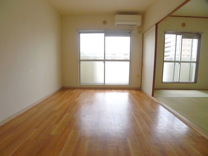 物件内観写真7　(居室)