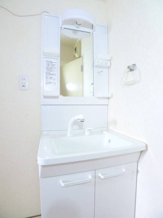 物件内観写真12　(洗面)