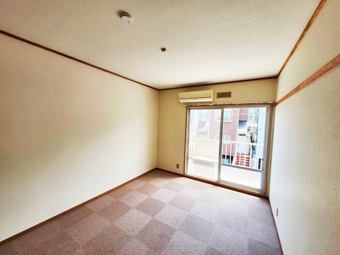 物件内観写真7　(居室)