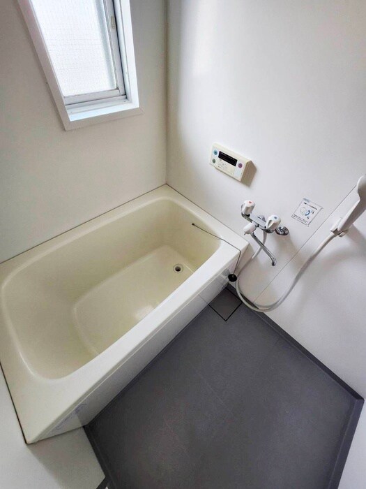 物件内観写真12　(バス／シャワールーム等)