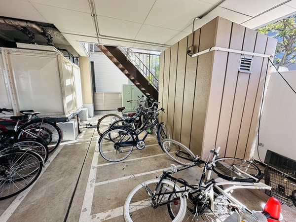 駐輪場
