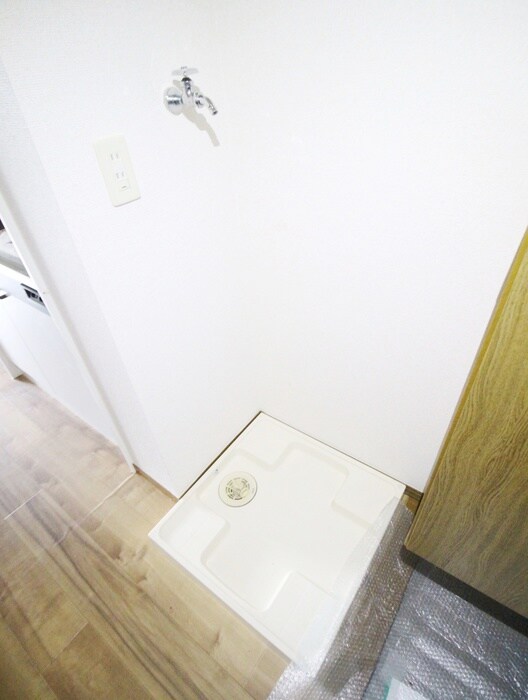 物件内観写真21　(洗濯機置場)