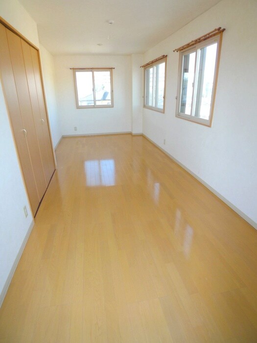 物件内観写真5　(居室)