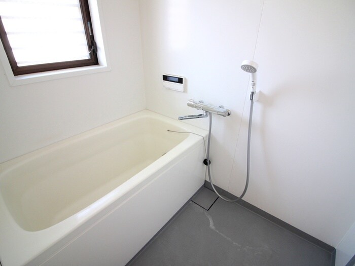 物件内観写真12　(バス／シャワールーム等)