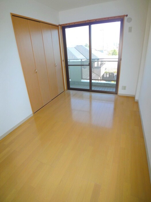 物件内観写真18　(室内からの展望)