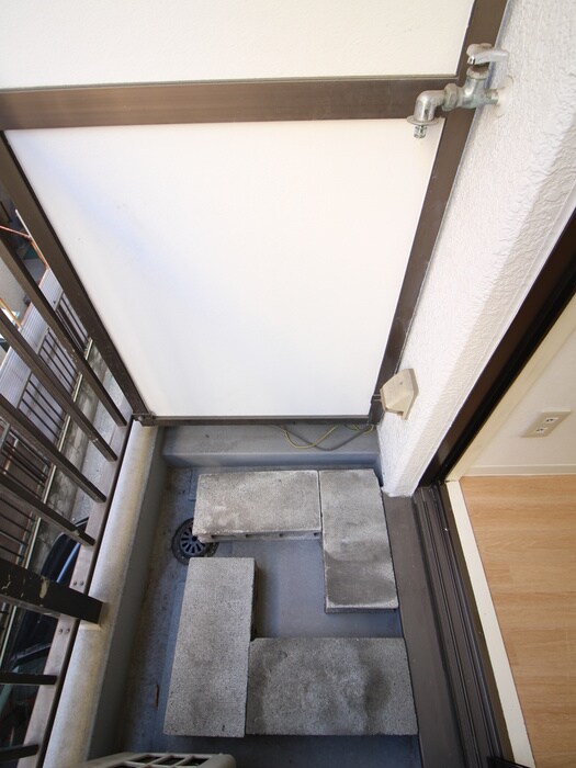 物件内観写真17　(洗濯機置場)