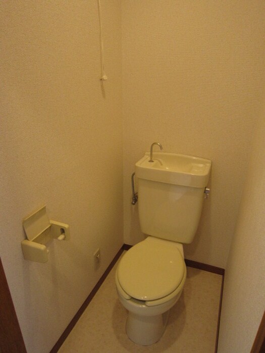 物件内観写真13　(トイレ)