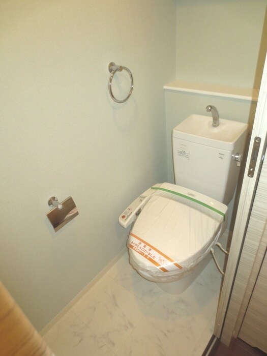 物件内観写真12　(トイレ)