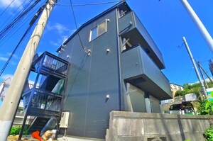 ヒルズナイン外観写真