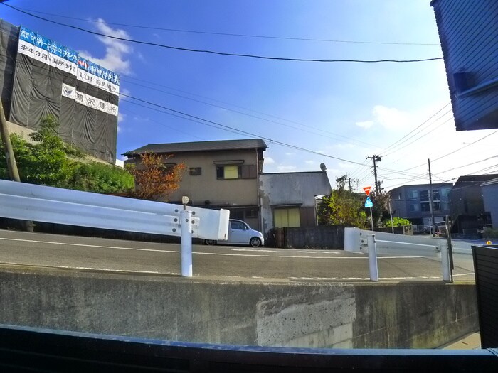 物件内観写真19　(室内からの展望)