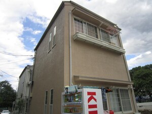 ベルクめじろ台東外観写真