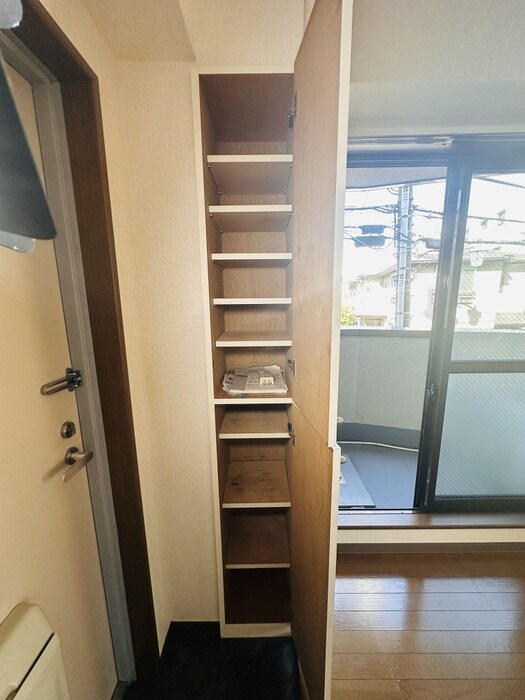 物件内観写真17　(靴箱)