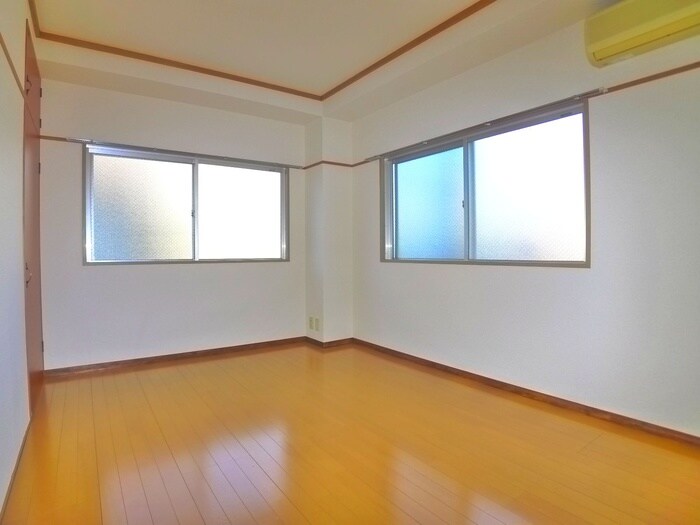 物件内観写真12　(居室)