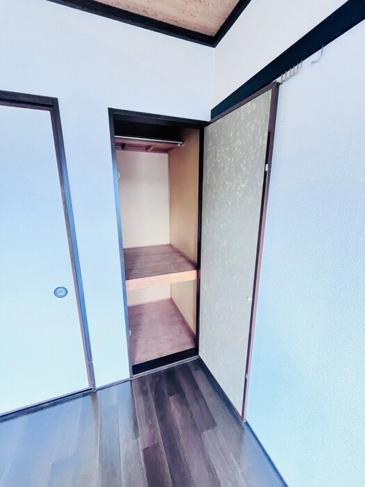 物件内観写真11　(収納)