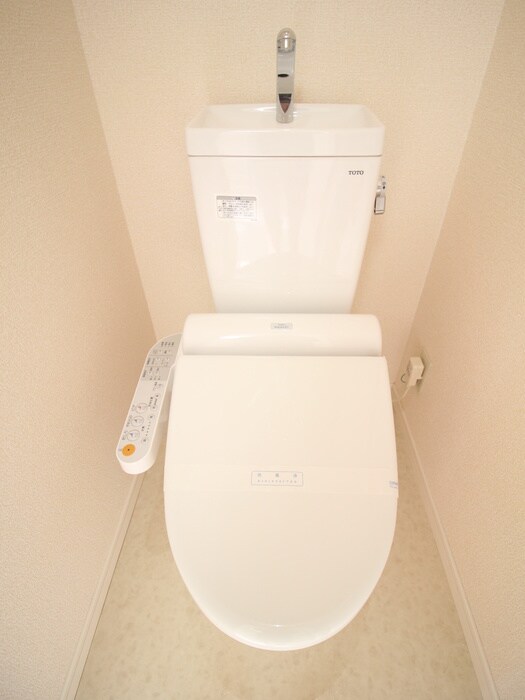 物件内観写真13　(トイレ)