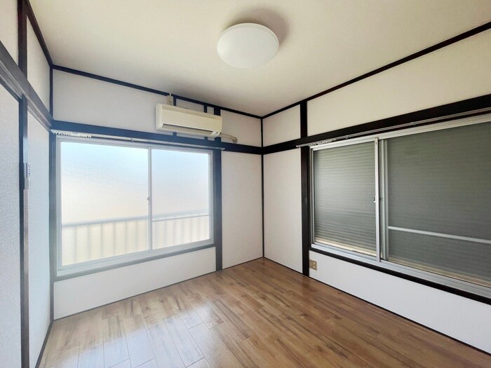 物件内観写真8　(居室)