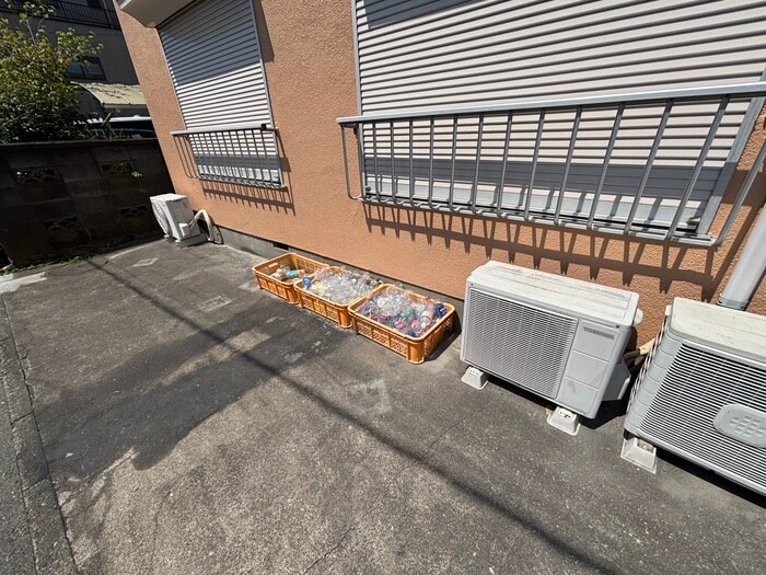 フォレスト牛浜の建物設備