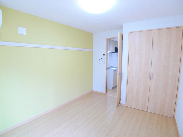 物件内観写真9　(居室)