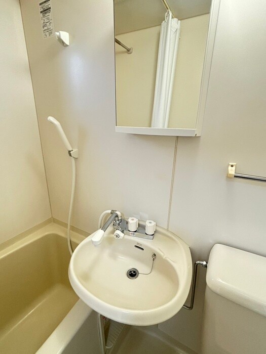 物件内観写真13　(洗面)