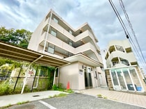 ドミトリー白根の外観写真