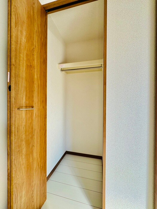 物件内観写真10　(収納)