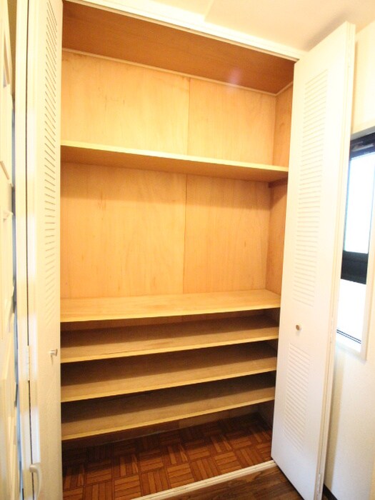 物件内観写真16　(靴箱)