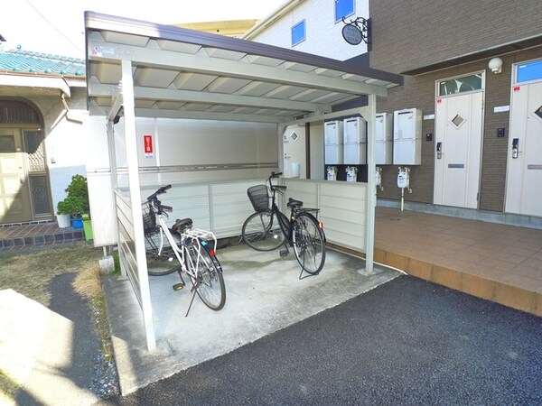 駐輪場