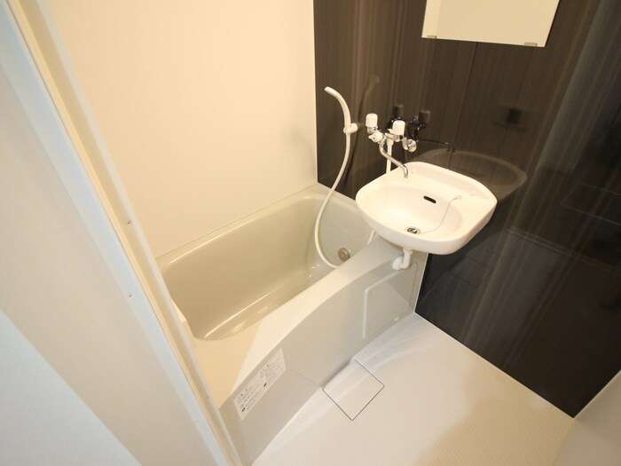 物件内観写真10　(バス／シャワールーム等)