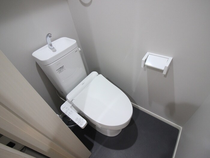 物件内観写真11　(トイレ)