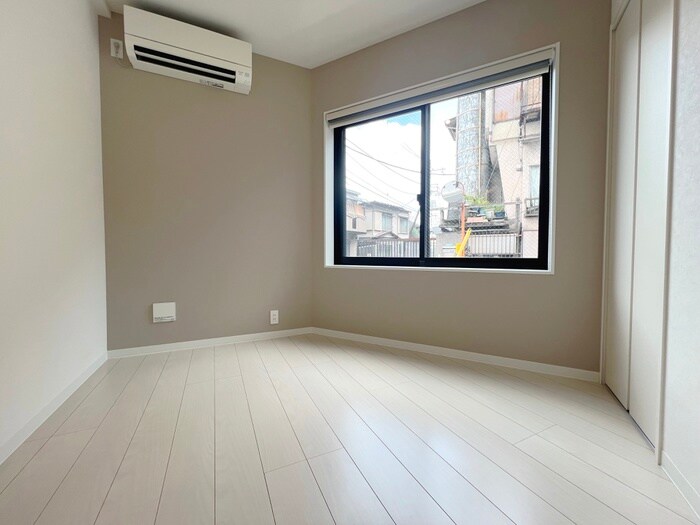 物件内観写真12　(居室)