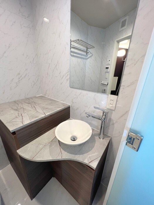 物件内観写真13　(洗面)