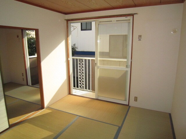 物件内観写真8　(居室)