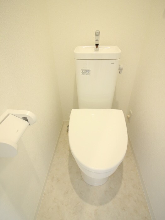 物件内観写真9　(トイレ)