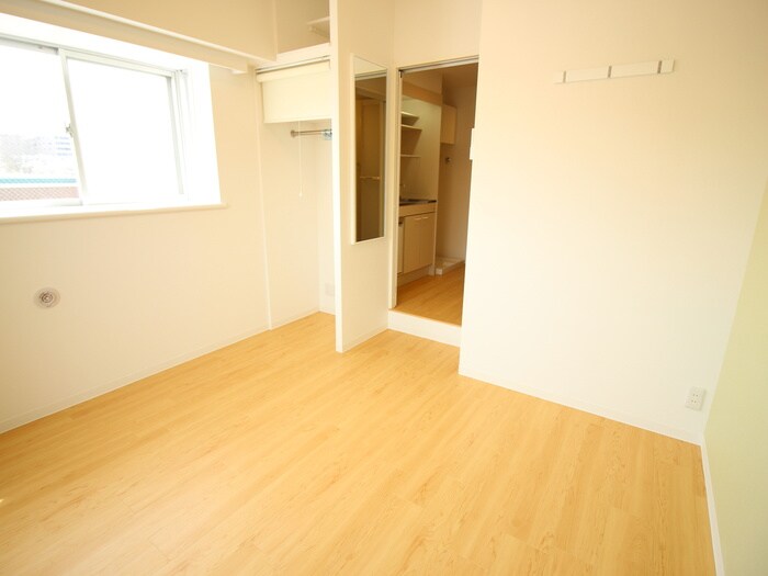 物件内観写真13　(居室)