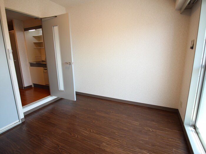 物件内観写真14　(居室)