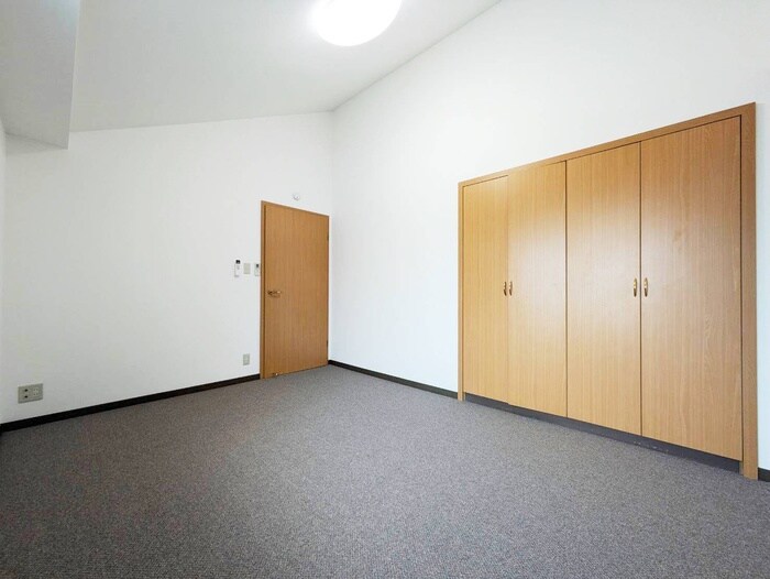 物件内観写真5　(居室)