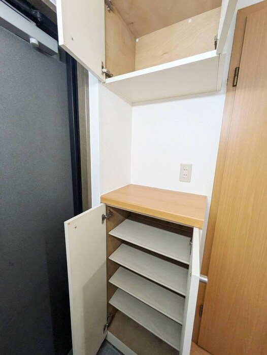 物件内観写真18　(靴箱)