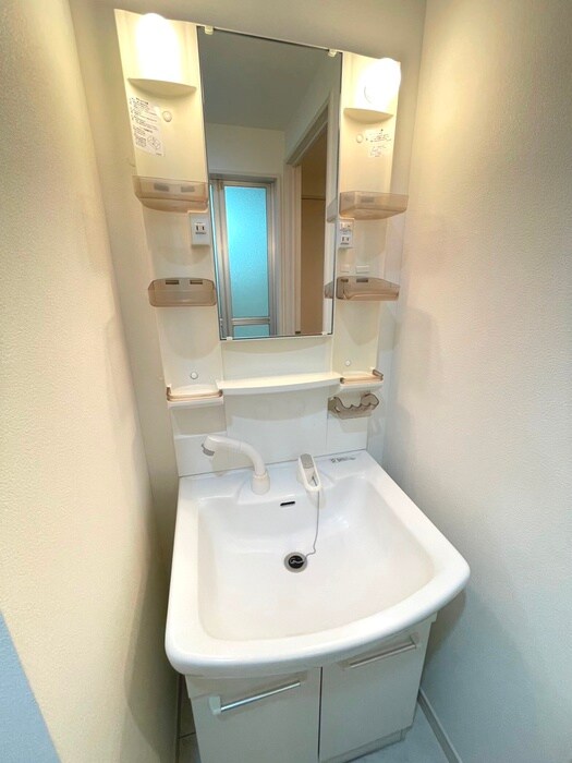 物件内観写真10　(洗面)