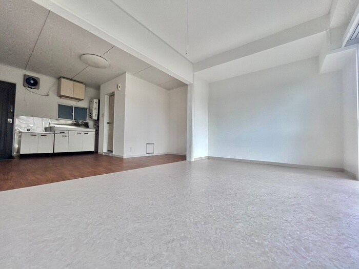 物件内観写真9　(居室)