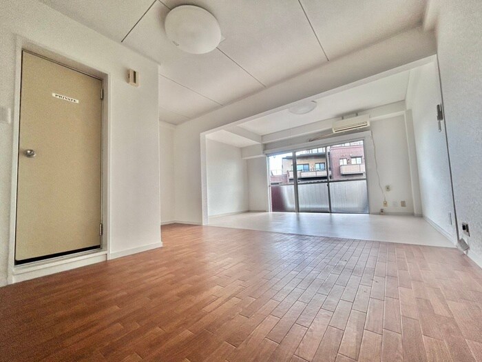 物件内観写真11　(居室)