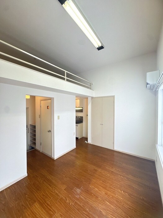 物件内観写真10　(居室)