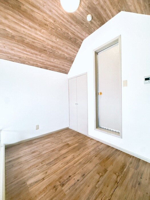 物件内観写真11　(ロフト)