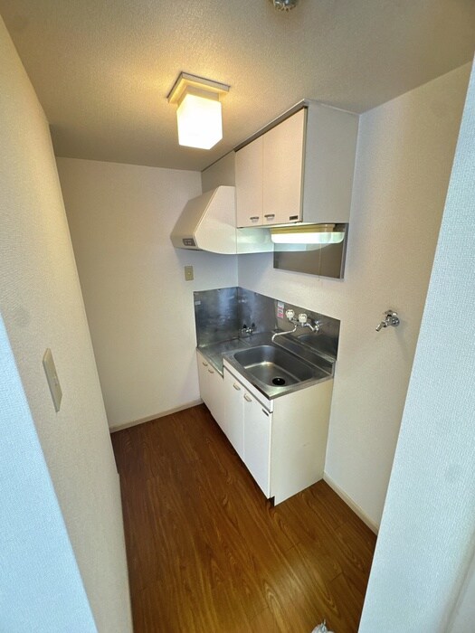 物件内観写真11　(廊下)