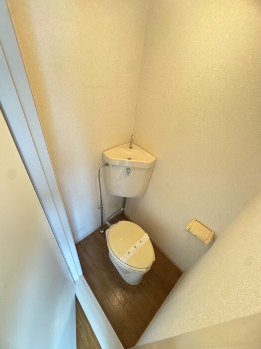 物件内観写真14　(トイレ)