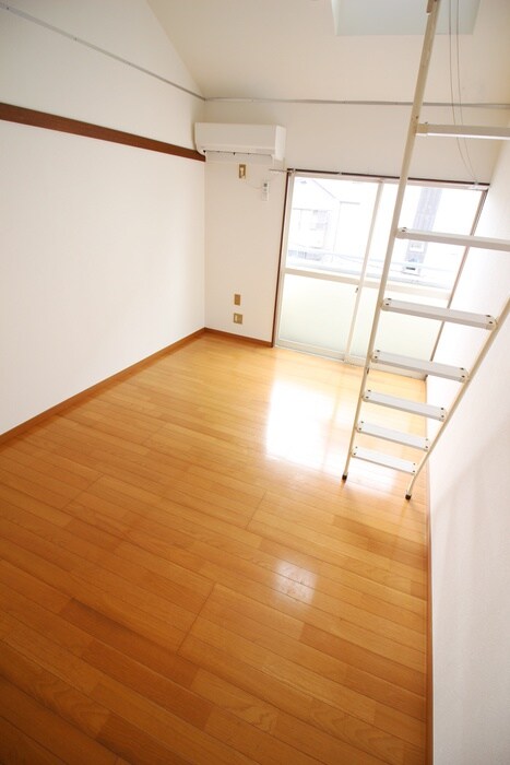 物件内観写真7　(居室)