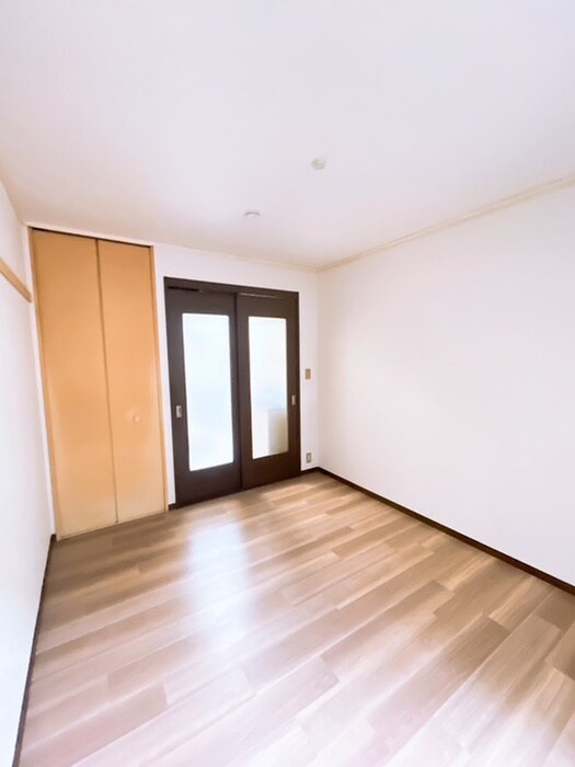 物件内観写真11　(居室)