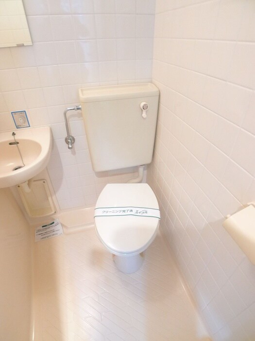 物件内観写真11　(トイレ)