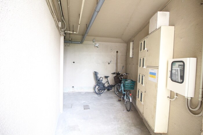 物件外観写真4　(建物設備)