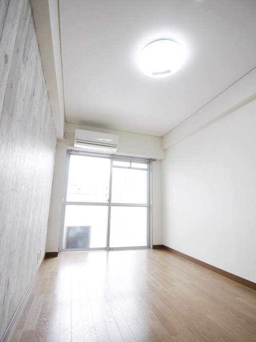 物件内観写真18　(居室)